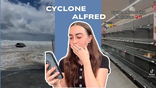 Cyclone Alfred INCOMING🌀😭