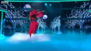Noel Fielding does "Wuthering Heights" - Let's Dance for Comic Relief 2011 Show 2 - BBC One