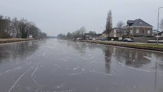 Schaatsen op t Knaal te Bergentheim...