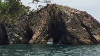 碁石海岸 穴通船 （大船渡温泉） Cruising at Goishi Coast by Ofunato Onsen