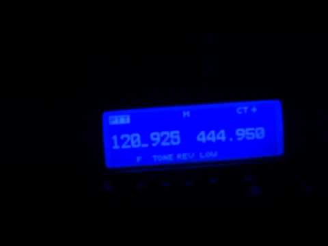 Kenwood TM-V7A Dual Band Transceiver 2 / 440 Kenwood TM-V7A Dual Band Transceiver 2 / 440