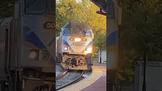 Marc train p 891 at Frederick station