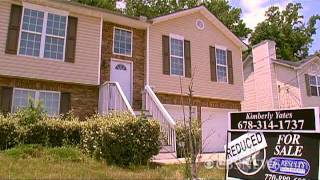 Foreclosed homes sell for fraction of cost