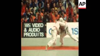 SYND 9 12 79 JUDO WORLD CHAMPIONSHIP IN PARIS