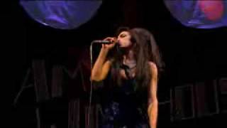 Amy Winehouse - Tears Dy On Their Own @ Britains Glastonbury
