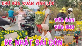 GIÁ SỐC chợ Hoa Vĩnh Lộc bán giống như CHO người Sài Gòn đổ Xô đi mua CHƠI TẾT