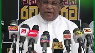 අත් අඩංගුවේ සිටින බුද්ධි අංශ නිළධාරීන් කවුද ?