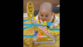 Cute reaction #babies #cutereaction #cutebaby #funnybaby #funnybabyvideo