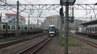 サフィール踊り子　大船駅通過