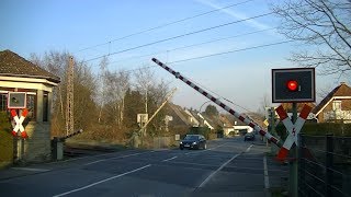 Spoorwegovergang Hamm (D) // Railroad crossing // Bahnübergang