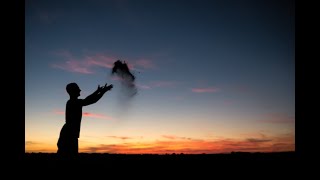 What to Do With Cremation Ashes: 10 Ways to Spread Ashes