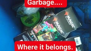 Absolute GARBAGE! Do not buy these 'Magic the Gathering ' ripoff repacks. Worst product ever...