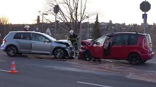 Frontalzusammenstoß 2 PKW - 3 Verletzte in Alfter-Oedekoven am 29.03.21