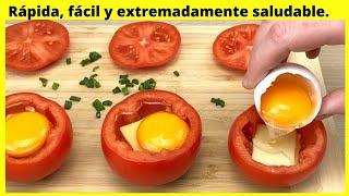 ¡Simplemente ponga un huevo en un tomate y se sorprenderá! Receta de desayuno Saludable.