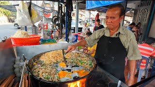 Cambodia Street Food in the corner of Phsar Olympic | Lot Char Sach Kor