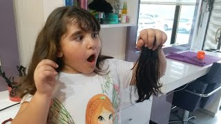 Annem Evde Saçlarımı Kesti! |Kuaför Saçlarımı Çok Zor Düzeltti|Eğlenceli Çocuk Videosu|Funnykids