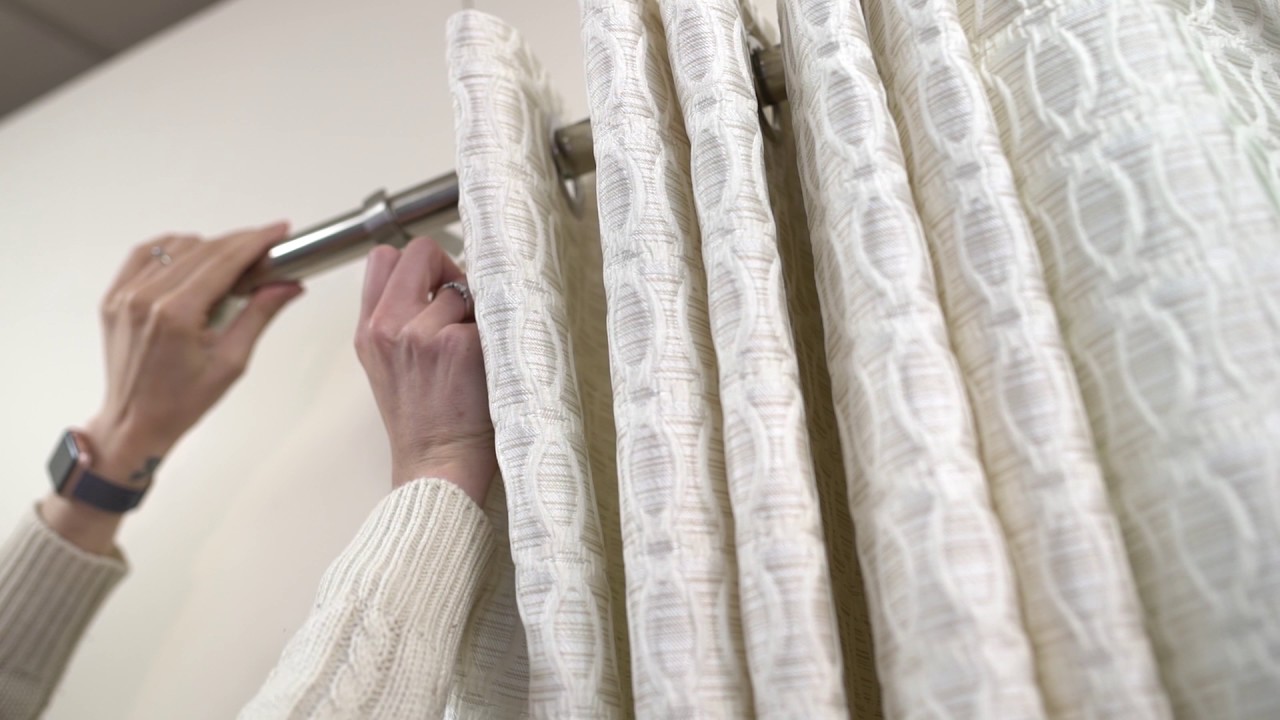 How Do You Hang Eyelet Curtains On A Track Rail | Www ...