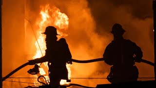 *MAJOR BLAZE* [ Bronx 5th Alarm Box 2796 ] Massive Fire Shoots From Roof; *Rare Inside Shots*