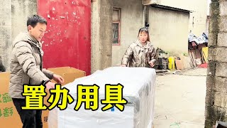 万事开头难，海娃刚到地方就置办需要的东西，期待能大卖#梅子加油