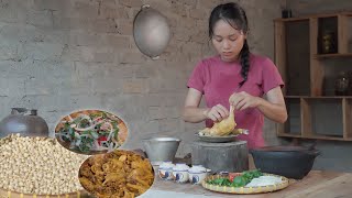 Harvesting Shallots, making dishes used with Shallots such as fried chicken and chicken salad