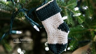 Mini Christmas Stocking Crochet Pattern