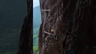 Yandang Mountain Via Lada, the most dangerous in Asia - the scenery on the cliffs【Curious China】