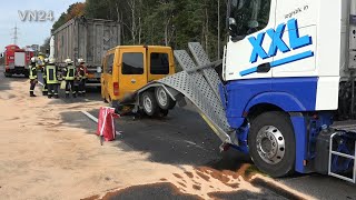 14.10.2019 - VN24 - Minibus on A1 near Hagen trapped between two trucks