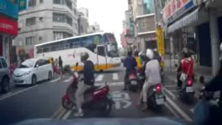 3月台灣 誇張 車禍大集景 !! 馬路如虎口 行車請小心 (C) TAIWAN ACCIDENT 2015 NARCH