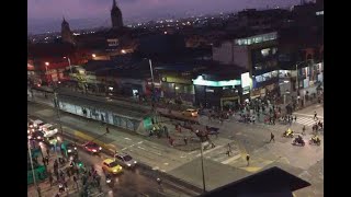 Bloqueos y disturbios en avenida Caracas colapsaron movilidad en el centro de Bogotá