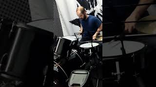 Осваиваем новый инструмент 🤪😅 #drums #drummer #drumcover #барабаны #teacher #lesson #play #music