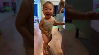 おっさんが息子にドッキリしたら笑顔で絶叫だった😂😂 #Shorts funny prank🤣🤣✨