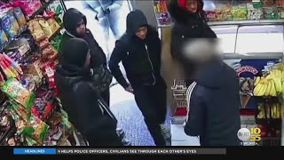 NYPD searching for suspects in violent Bronx deli robbery