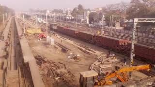 #Ballia !Double track check in malgadi train in platform no _4 arrival slow