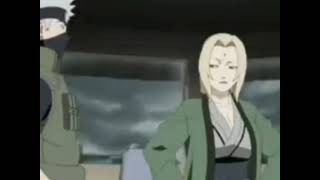 Kakashi looks at Tsunade 👀👍