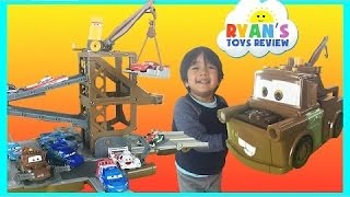 Disney Cars Toys Tow Mater Transforming Secret Base Takara Tomy Kids Video - Tv AV