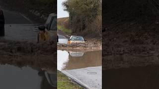 Och, kochanie…😬🤦🏻‍♂️ #TooFast #Flooding #Fail #MiniCooper #Oops #Stuck #Waves #Mini #FloodedEngine #Holowanie