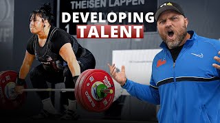 Increase Weightlifting Performance: Strength Coaches Guide