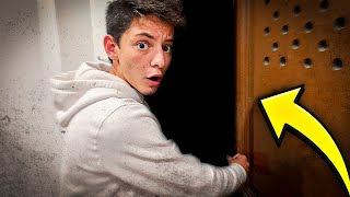 MAI ENTRARE nella STANZA SEGRETA alle 3 DI NOTTE! 😨 CASA degli YOUTUBERS