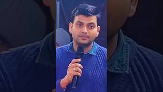 14 करोड़ में होगा बच्ची का इलाज पिता ने मांगी गुरुजी से मदद! #shorts #aniruddhacharyaji