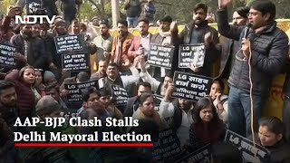Delhi Mayoral Election: AAP Protests Outside Lt Governor's House, BJP At Raj Ghat