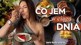 CAŁY DZIEŃ JEDZENIA 🍲🍰 śniadanie jak w hotelu 🥞 / pyszny kurczak słodko-kwaśny / sernik i daruś🫐🥐