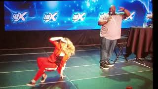 Caity Lotz break dancing FANX18