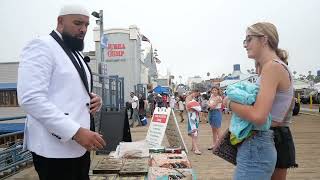 Many American Women Interested In Islam || STREET DAWAH WITH "THE WARNER"