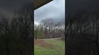 Up to 75 mph winds in Kentucky! 😳🤯