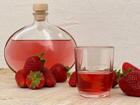 DIY Strawberry Liqueur Recipe