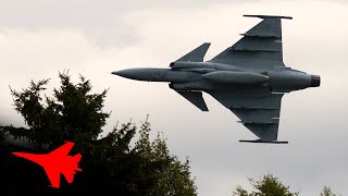 GRIPEN Fighter Jet Performs INSANE Low Altitude Display! ✈️ LOUD SHOW