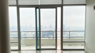 LUXURY HIGH-RISE APARTMENT IN UPTOWN DALLAS, TEXAS