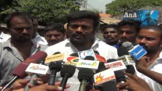 Protest Against Rajinikanth's Daughter Soundarya Rajinikanth By Tamil Groups