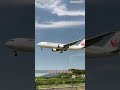 福岡空港 runway34、jal317便 b767 ja623j 着陸機（iphone se2 動画）