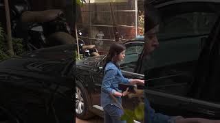 Shanaya Kapoor Spotted In Bandra.#shanayakapoor #spotted #e24